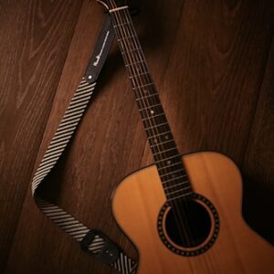 Elegant Guitar Tuner